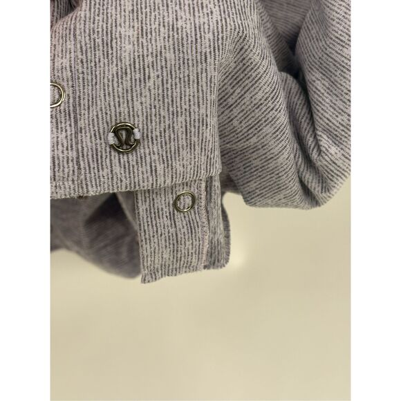 Lululemon Scarf Vinyasa Infinity Purple White Striped - Picture 4 of 7